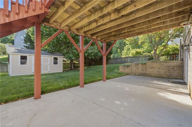 105 Honeyridge Court, Lewisville, NC 27023