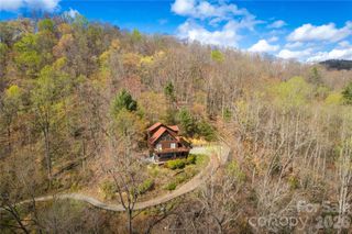 6006 Waterfalls Road, Lenoir, NC 28645