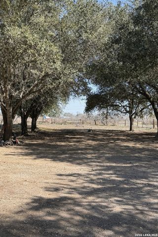 11865 Briggs, Atascosa, TX 78002