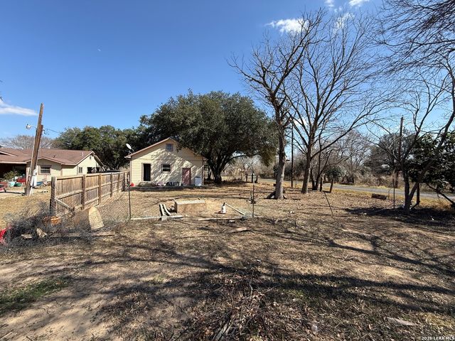 11865 Briggs, Atascosa, TX 78002