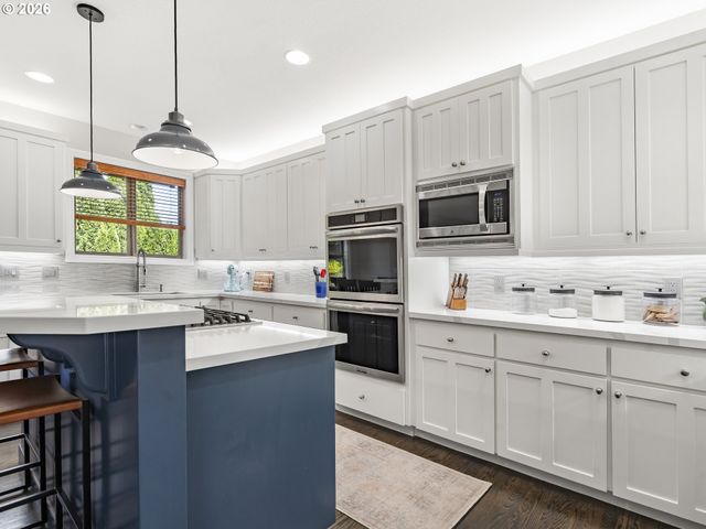 14402 Se DONATELLO Loop, Happy Valley, OR 97086