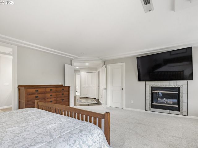 14402 Se DONATELLO Loop, Happy Valley, OR 97086