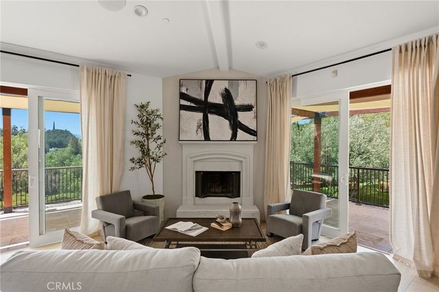 6029 Fairview, Agoura Hills, CA 91301