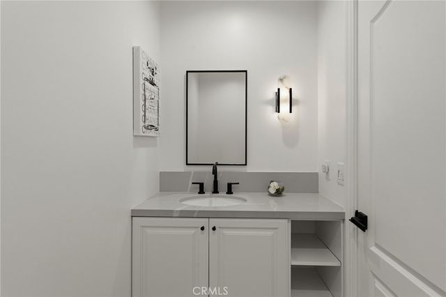 6029 Fairview, Agoura Hills, CA 91301