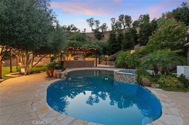 6029 Fairview, Agoura Hills, CA 91301