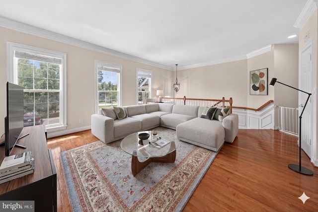 43572 HERITAGE GAP TER, Chantilly, VA 20152