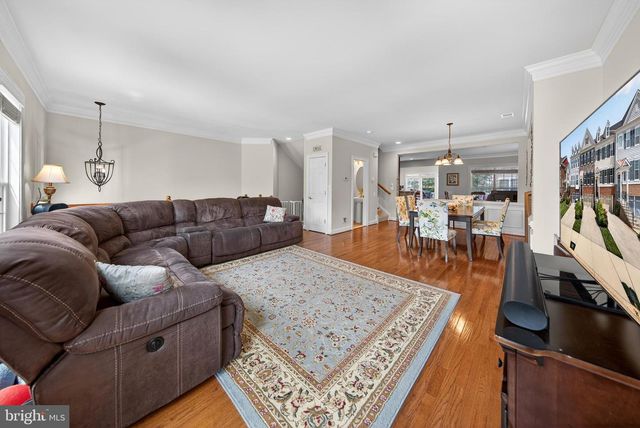 43572 HERITAGE GAP TER, Chantilly, VA 20152