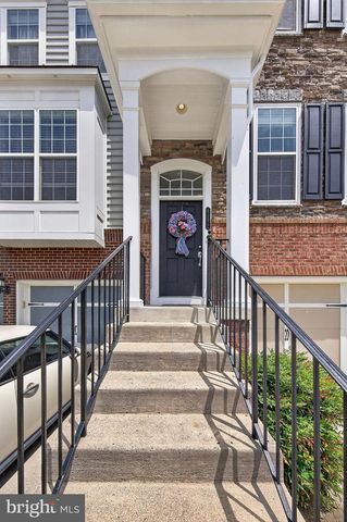 43572 HERITAGE GAP TER, Chantilly, VA 20152