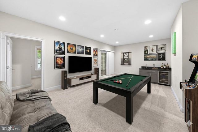 43572 HERITAGE GAP TER, Chantilly, VA 20152