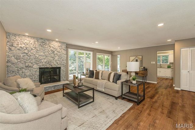 4200 Wincliff Drive, St Charles, MO 63304