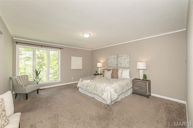 4200 Wincliff Drive, St Charles, MO 63304