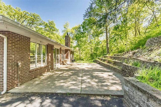 4200 Wincliff Drive, St Charles, MO 63304