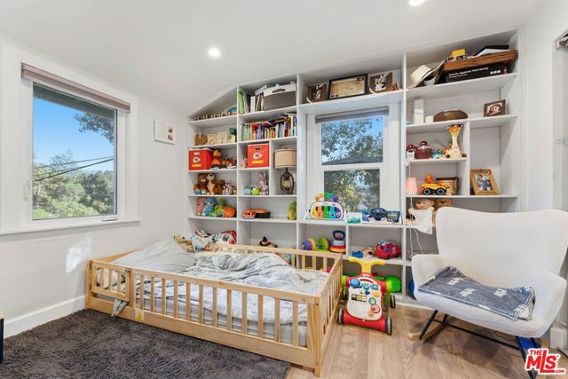 5810 Burwood Avenue, Los Angeles, CA 90042