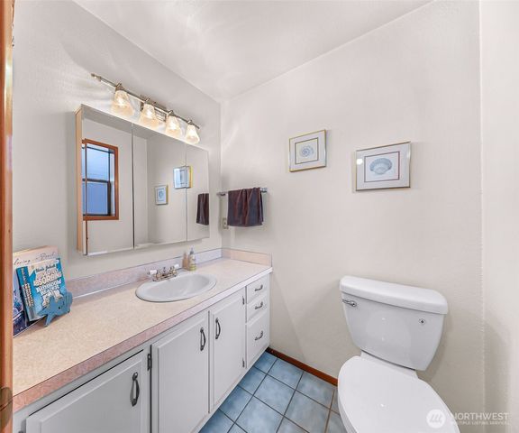 4877 Maple Lane, Ferndale, WA 98248