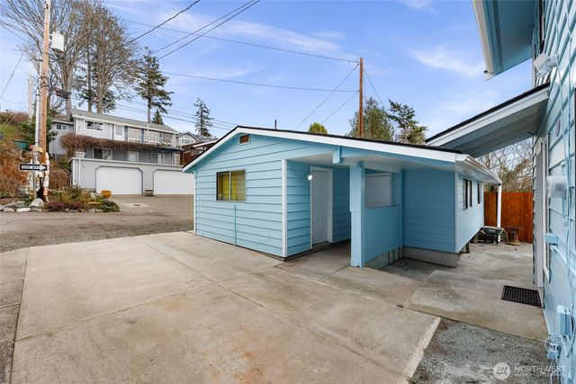 4877 Maple Lane, Ferndale, WA 98248