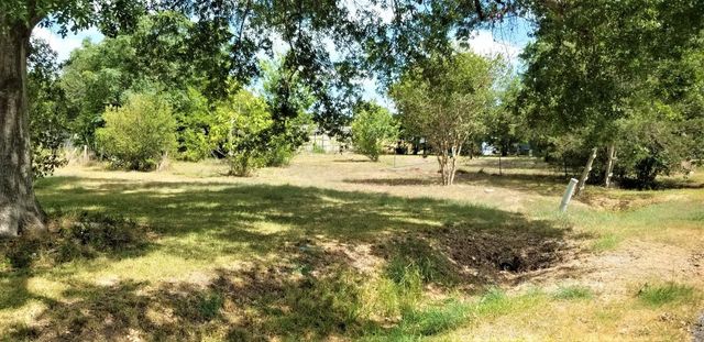 401 2nd Street, Rosenberg, TX 77471