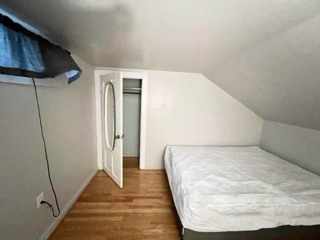 10 Hammond Street B, Newport, RI 02840