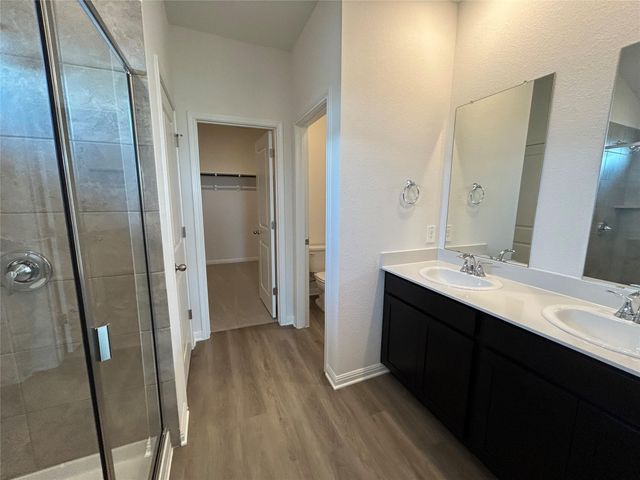 116 Honey Bee RD, Jarrell, TX 76537