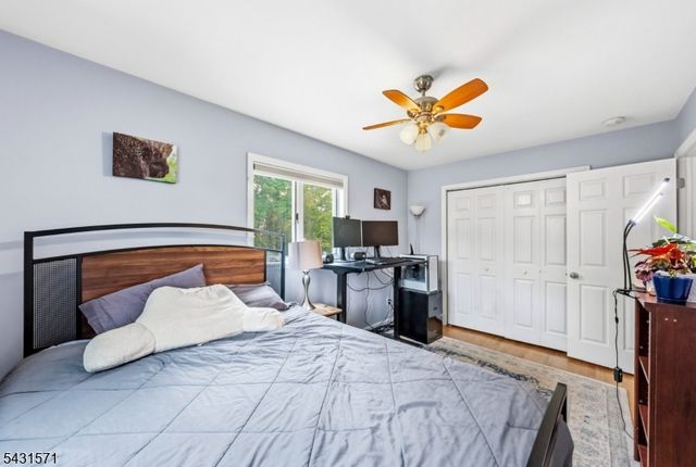10 Briarwood Dr, Franklin Twp., NJ 08873