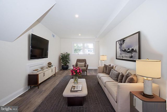 503 POPLAR RD, Flourtown, PA 19031