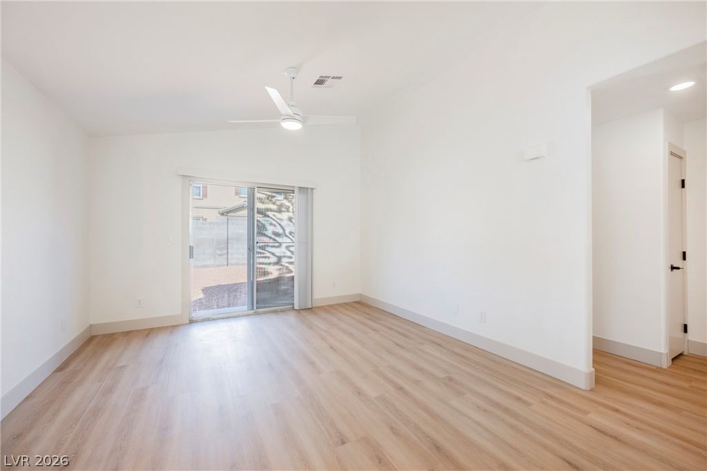 4575 Skybolt Street, Las Vegas, NV 89115 — photo 5