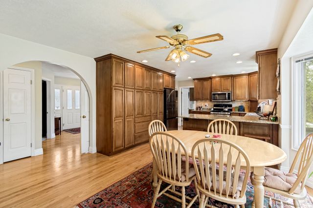 1730 E COLCHESTER CT, Sandy, UT 84092