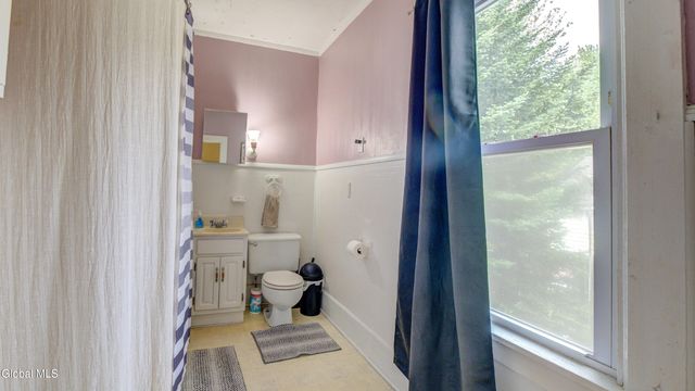 10 Gilbert Street, Johnstown, NY 12095