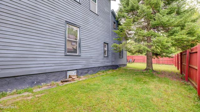 10 Gilbert Street, Johnstown, NY 12095