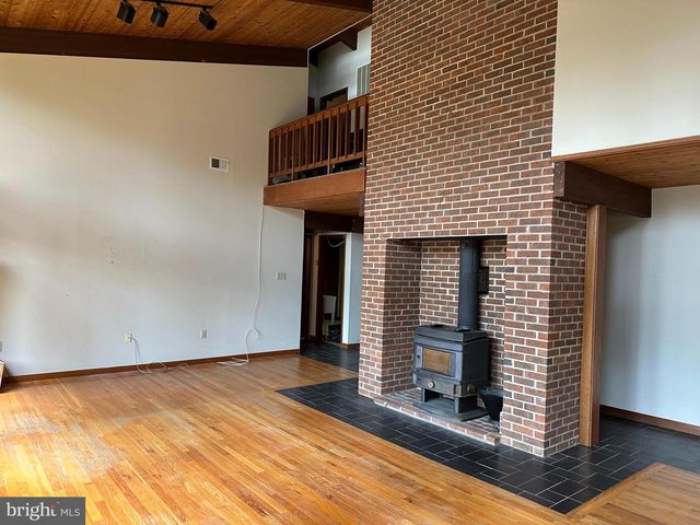 6022 MUNSON HILL RD, Falls Church, VA 22041