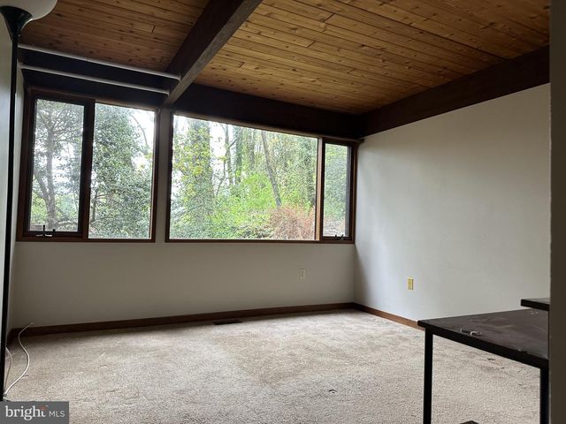 6022 MUNSON HILL RD, Falls Church, VA 22041