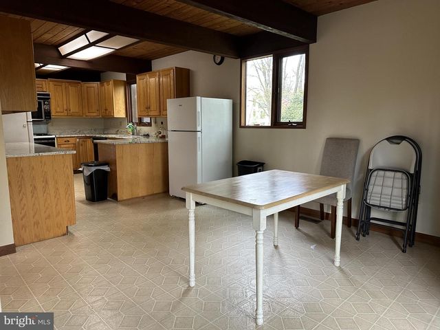 6022 MUNSON HILL RD, Falls Church, VA 22041