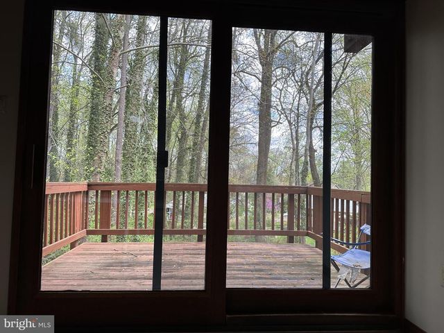 6022 MUNSON HILL RD, Falls Church, VA 22041