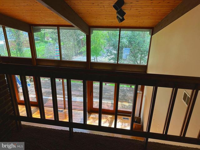 6022 MUNSON HILL RD, Falls Church, VA 22041