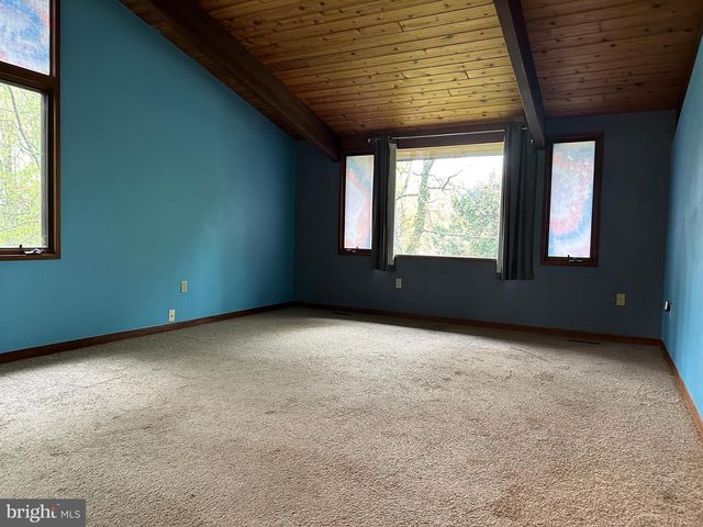 6022 MUNSON HILL RD, Falls Church, VA 22041