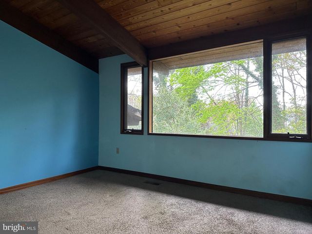 6022 MUNSON HILL RD, Falls Church, VA 22041