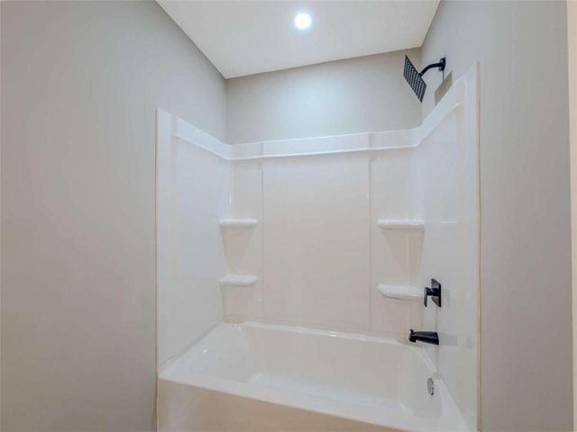 1992 Red Rose Lane, Loganville, GA 30052