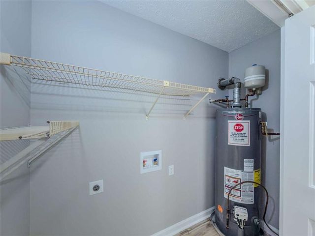 1992 Red Rose Lane, Loganville, GA 30052