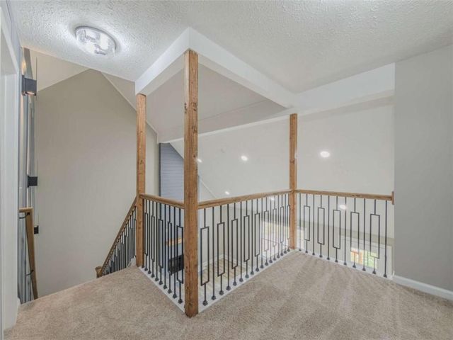 1992 Red Rose Lane, Loganville, GA 30052