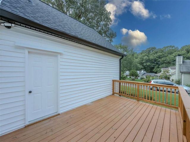 1992 Red Rose Lane, Loganville, GA 30052