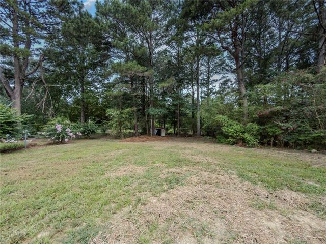 1992 Red Rose Lane, Loganville, GA 30052