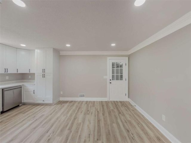 1992 Red Rose Lane, Loganville, GA 30052