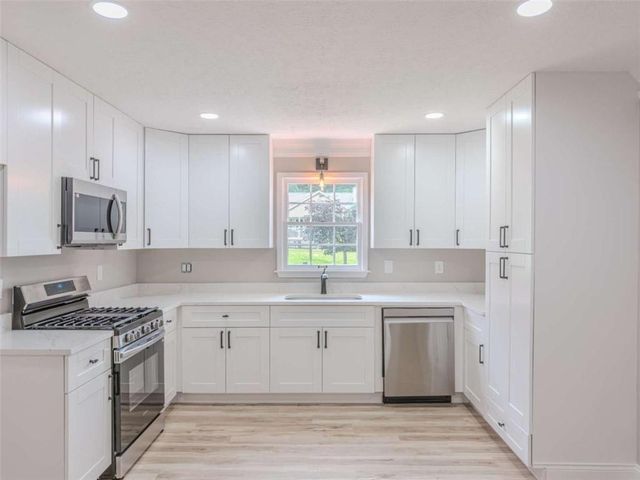 1992 Red Rose Lane, Loganville, GA 30052