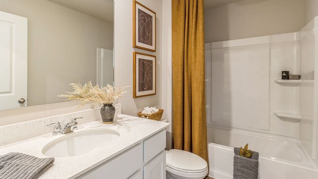 2928 Plum Drive, Norwalk, IA 50211