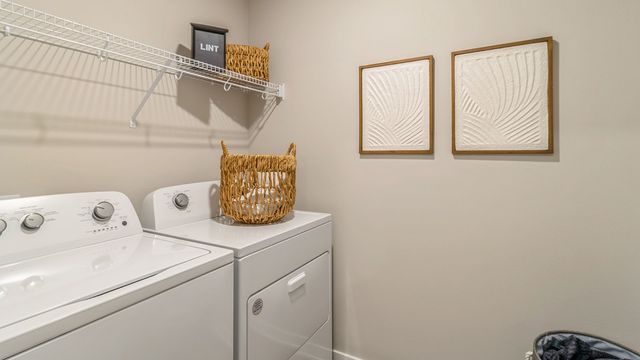 2928 Plum Drive, Norwalk, IA 50211