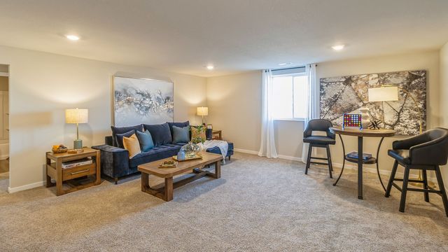 2928 Plum Drive, Norwalk, IA 50211