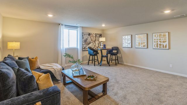 2928 Plum Drive, Norwalk, IA 50211