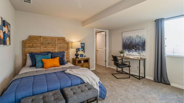 2928 Plum Drive, Norwalk, IA 50211