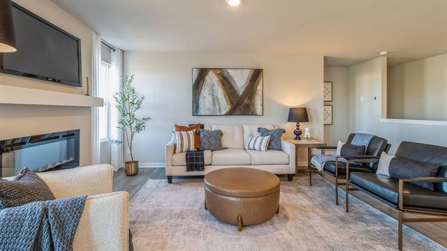 2928 Plum Drive, Norwalk, IA 50211