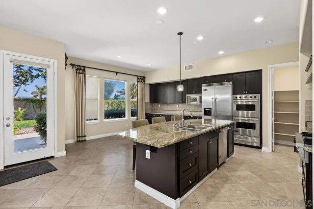 1833 Corte Galeana, Chula Vista, CA 91914