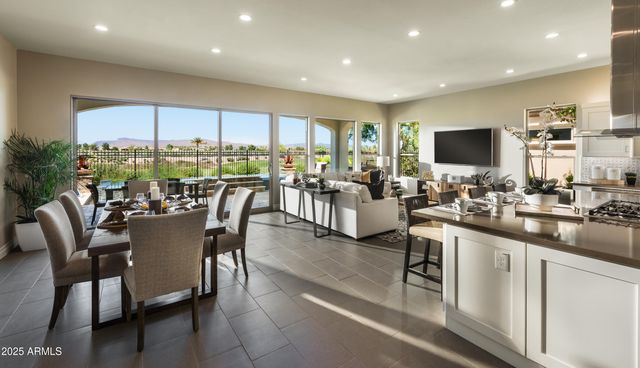 554 E PEACH TREE Street, Queen Creek, AZ 85140